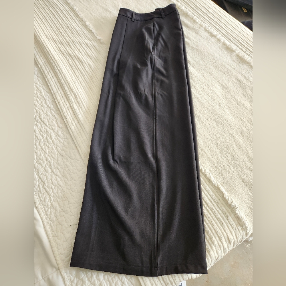 Elegant Black Wideleg Slacks